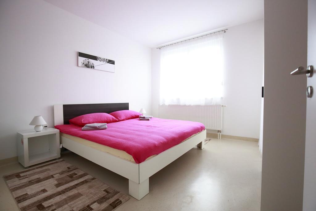 Apartment Hurcak Zagreb Zimmer foto